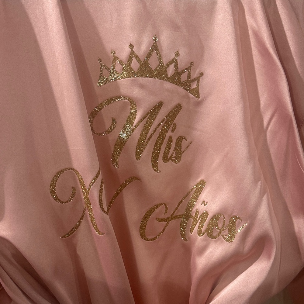Miss 15 Años Pink Satin Robe with Gold Glitter Print
